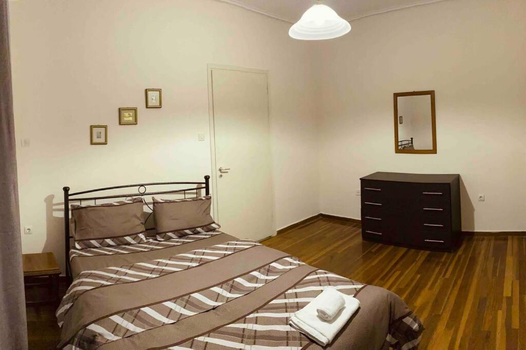 Ferienwohnung B&J City Center Kalamata Exterior foto